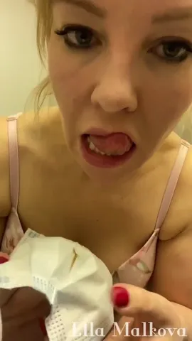 270px x 480px - Public toilet scat girl pissing and shitting in a plane then puts on shitty  face mask xxx porn video | Pervert Tube