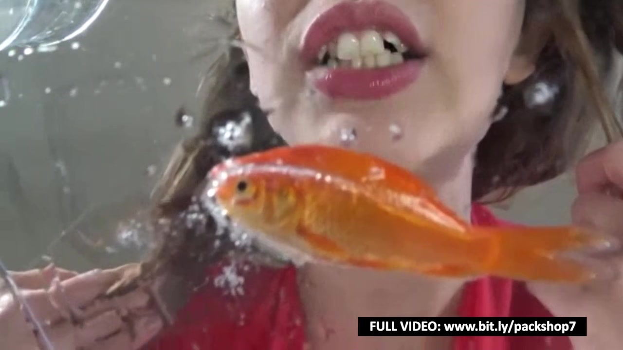 Evil woman devours all her fish alive Vore Giantess XXX Porn  